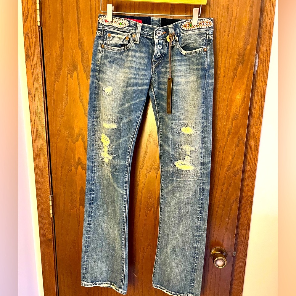 NWT size vintage China size 26 mens jewel and stud embedded jeans.